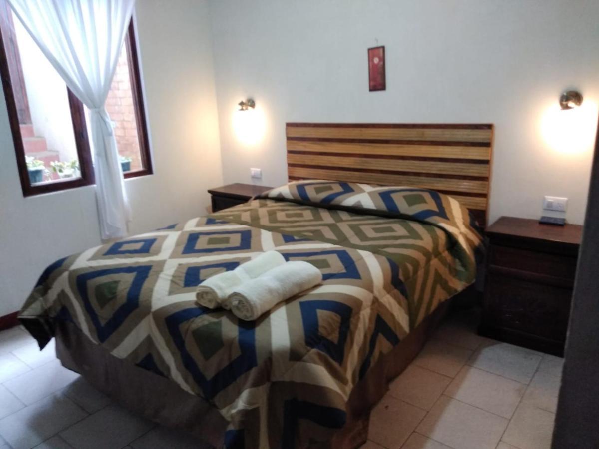 Hotel Casolia 케트살테낭고 외부 사진